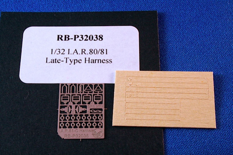 I.A.R. 80/81 strap details