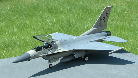 Revell 1/32 F-16  Large Scale Planes