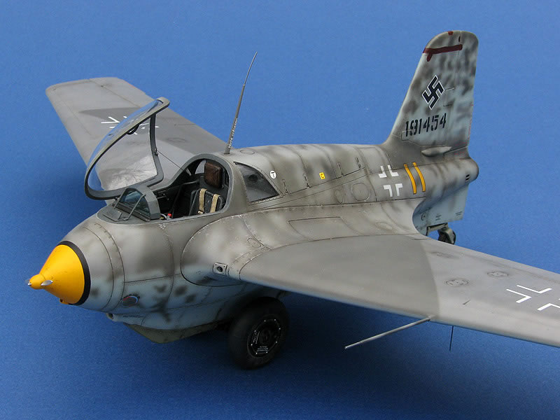 Meng 1 32 Me 163b Komet Yellow 11 Large Scale Planes