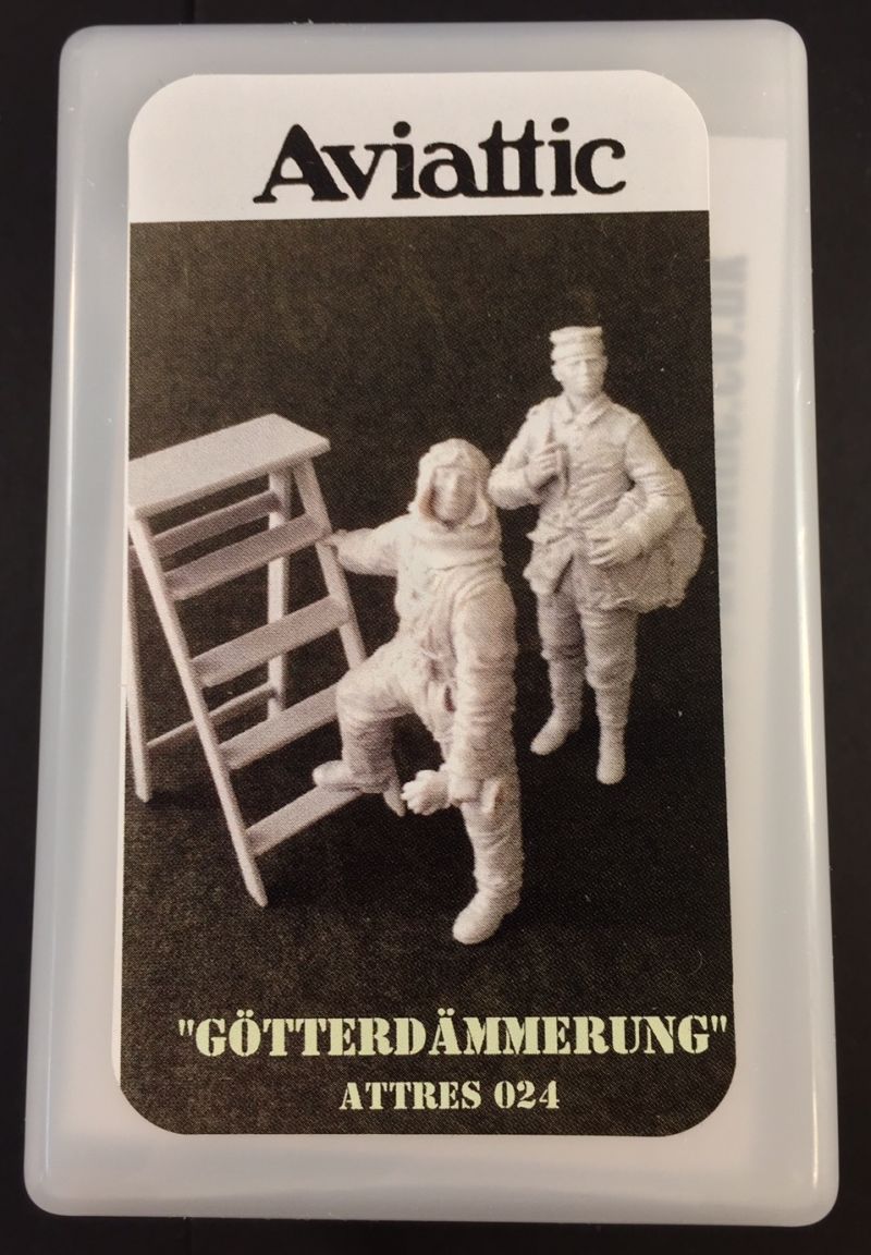 Aviattic Models 1/32 GERMAN WWI STANDING PILOT with HANDS ON HIPS Resin Figure