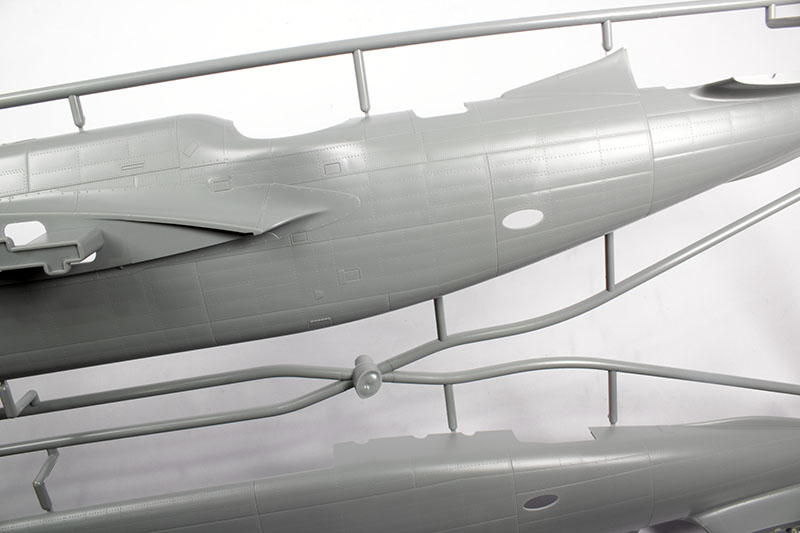 HK Models 01E040: A-20J/K Havoc / Boston IV | Large Scale Planes